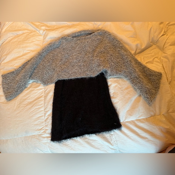 Soft classy sweater for fall 🍂🍂☂️ - Picture 3 of 3